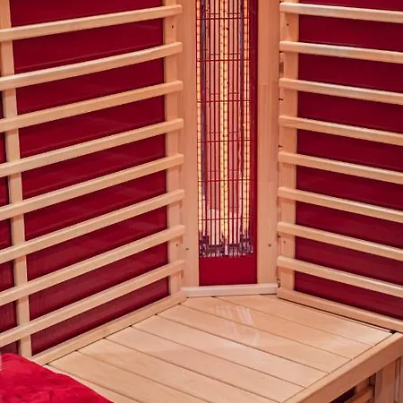 Le Colibri Jacuzzi シャレー