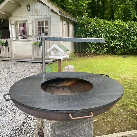 Le Colibri Jacuzzi Шале